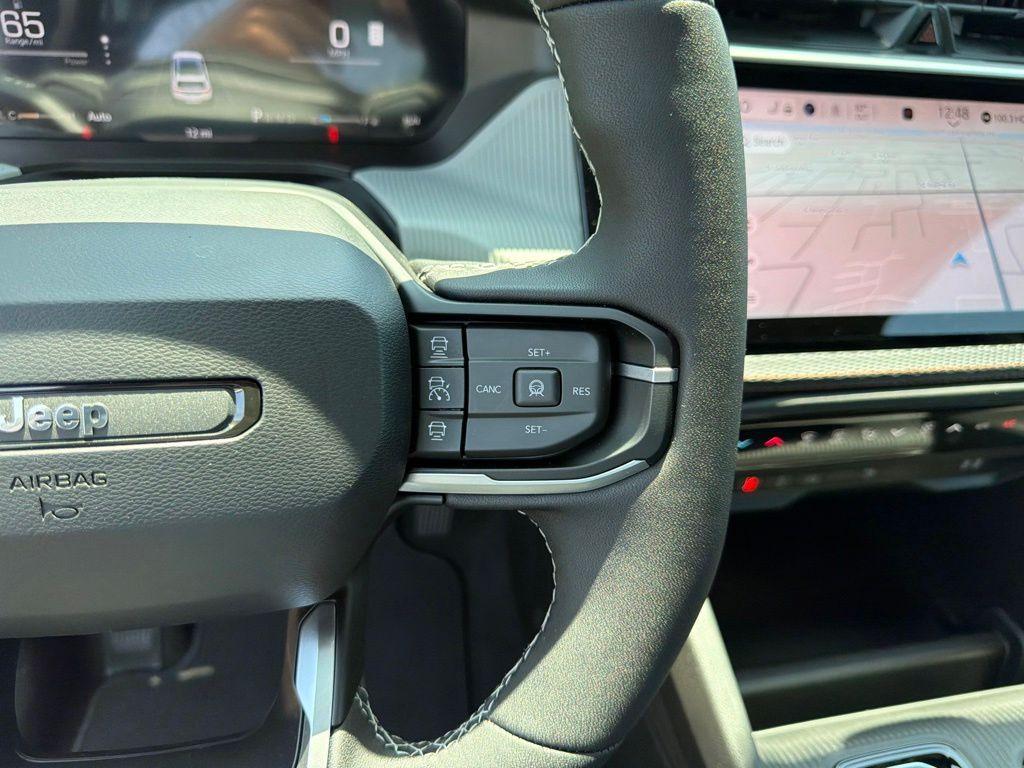 new 2026 Jeep Cherokee car, priced at $41,310
