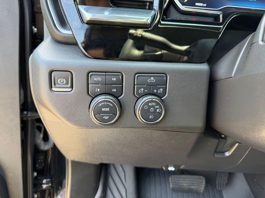 used 2023 Chevrolet Silverado 1500 car, priced at $47,992