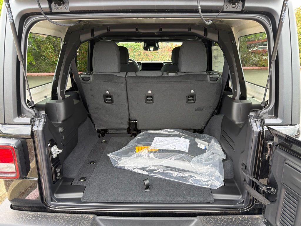 new 2026 Jeep Wrangler car, priced at $45,320
