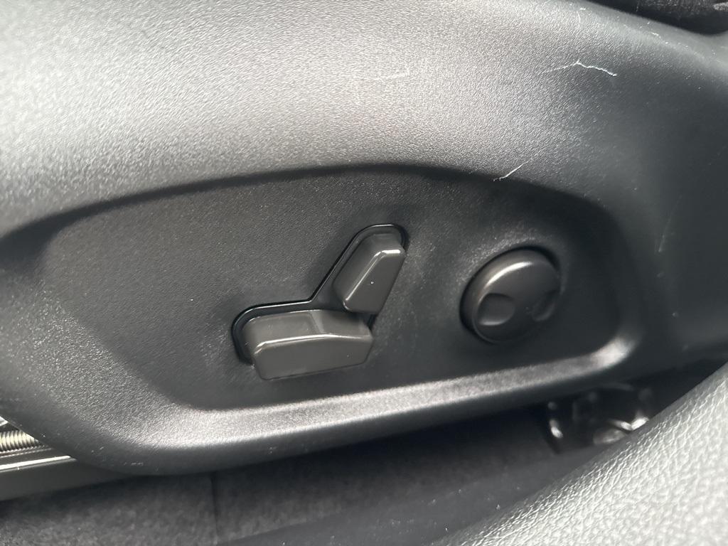 used 2022 Jeep Compass car, priced at $18,240