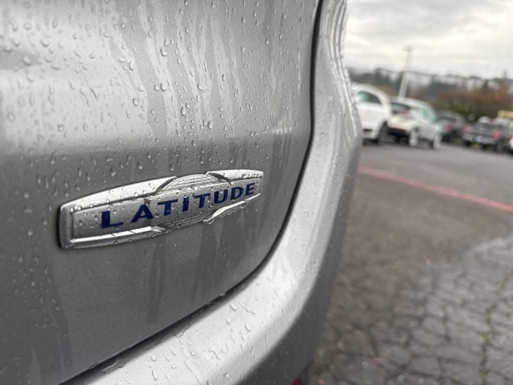 used 2022 Jeep Compass car, priced at $18,240