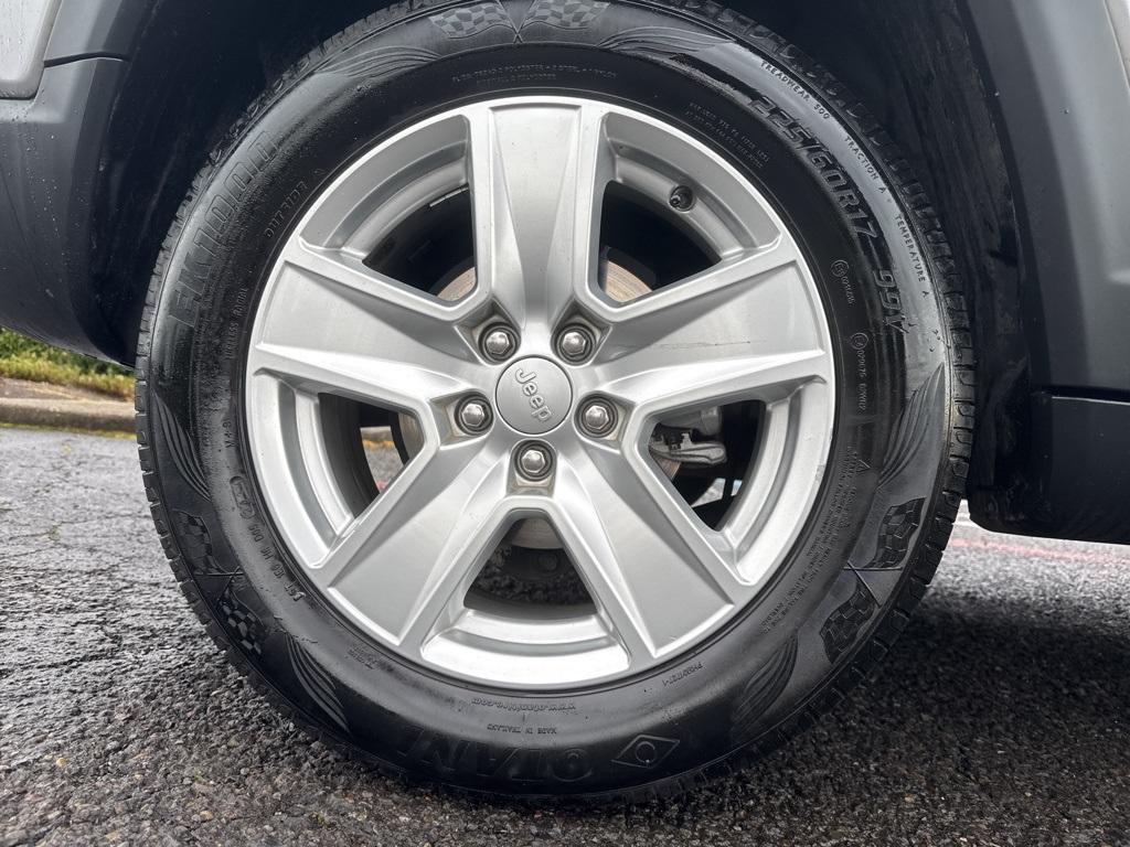 used 2022 Jeep Compass car, priced at $18,240