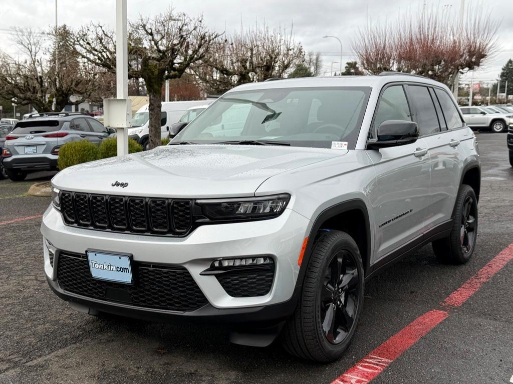 new 2025 Jeep Grand Cherokee car, priced at $46,492