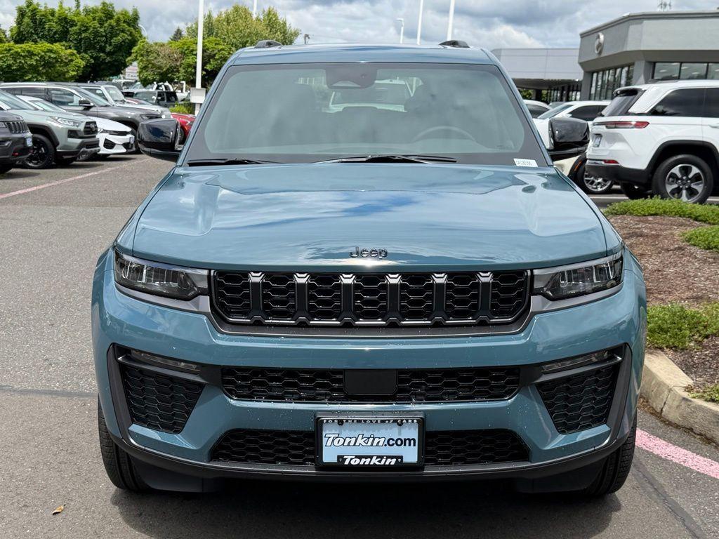 new 2026 Jeep Grand Cherokee car, priced at $47,630