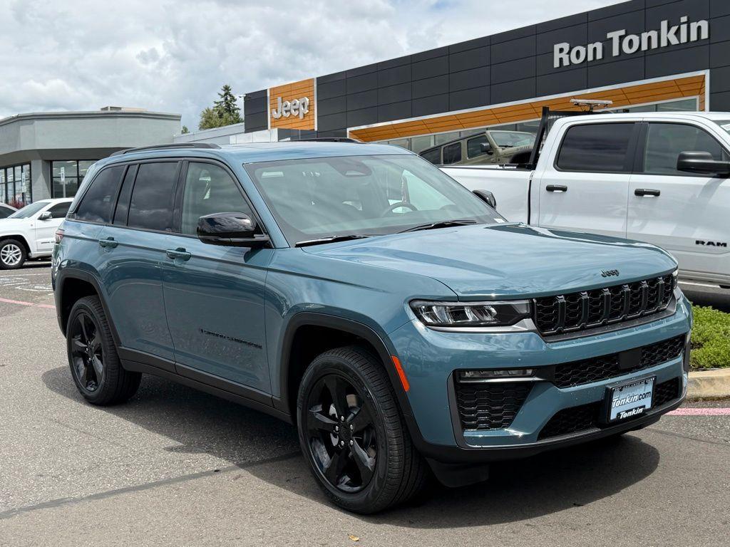 new 2026 Jeep Grand Cherokee car, priced at $47,630