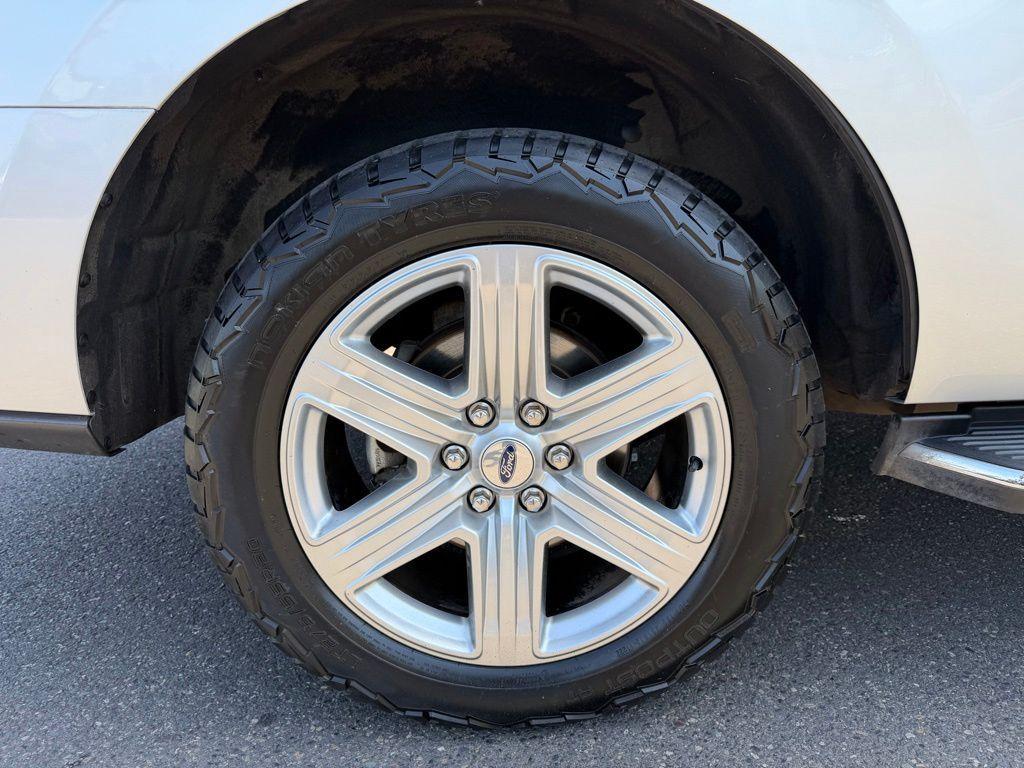used 2019 Ford Expedition car, priced at $26,300