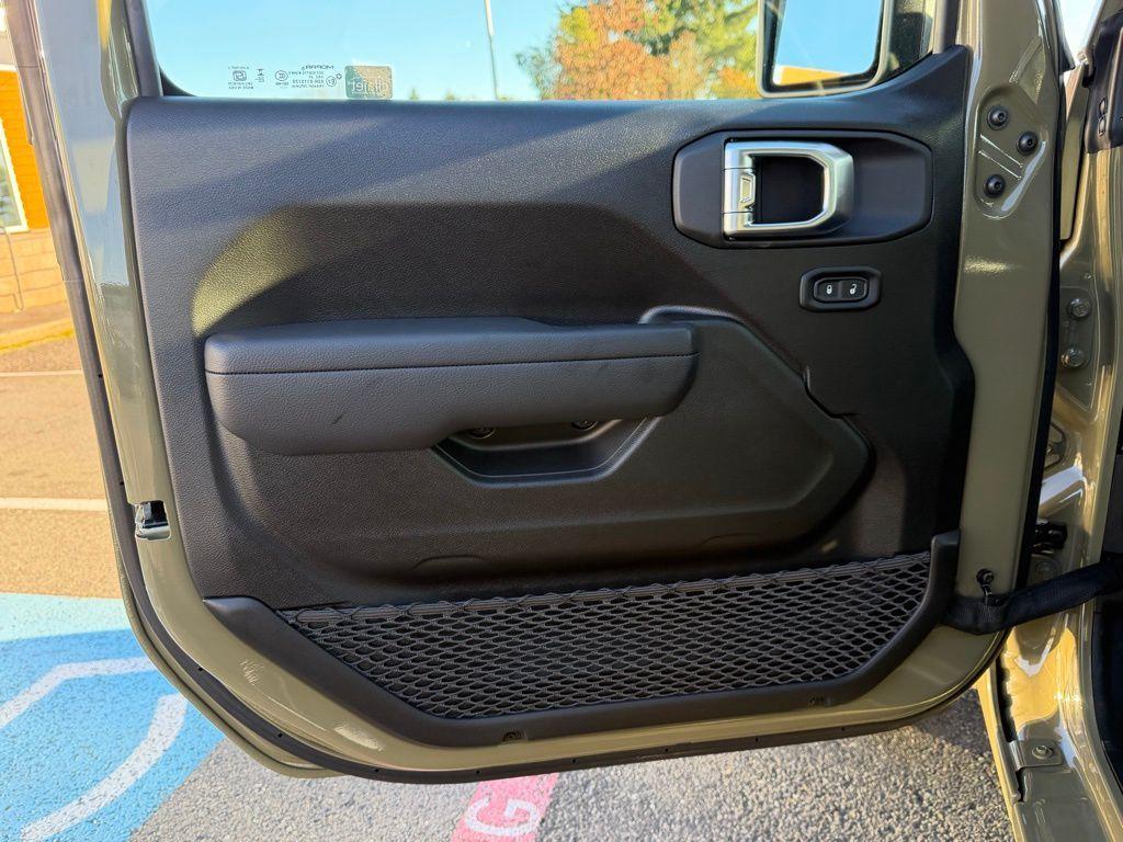 new 2026 Jeep Wrangler car, priced at $41,870