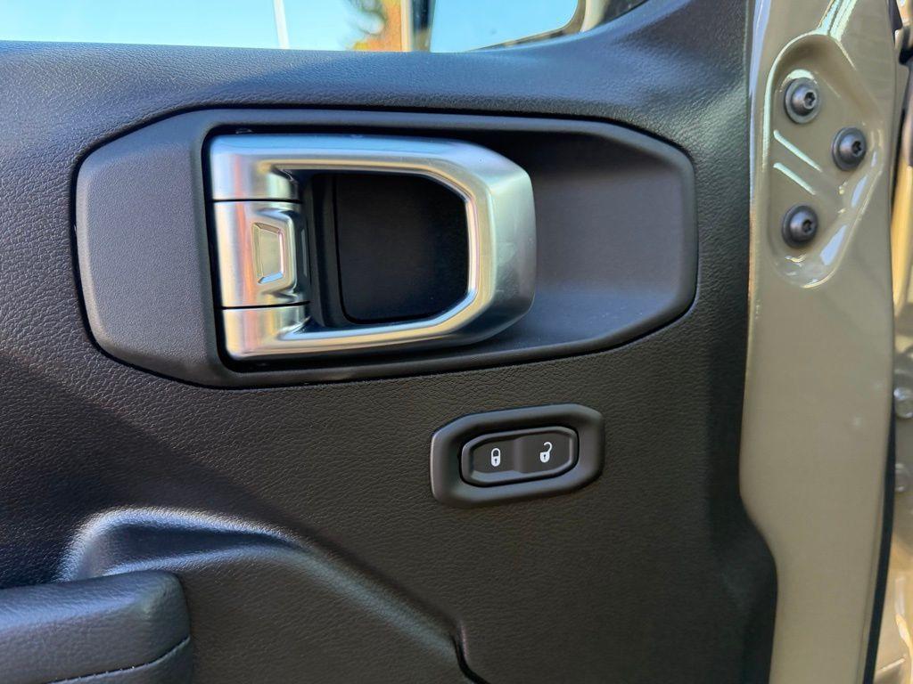 new 2026 Jeep Wrangler car, priced at $41,870
