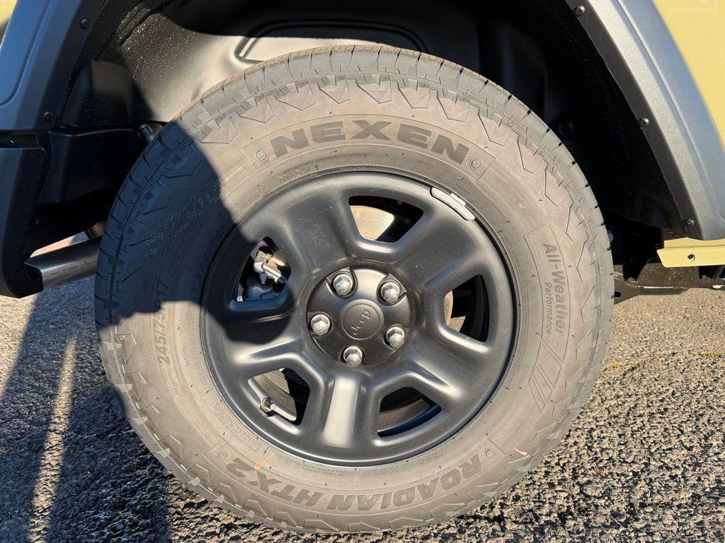 new 2026 Jeep Wrangler car, priced at $41,870