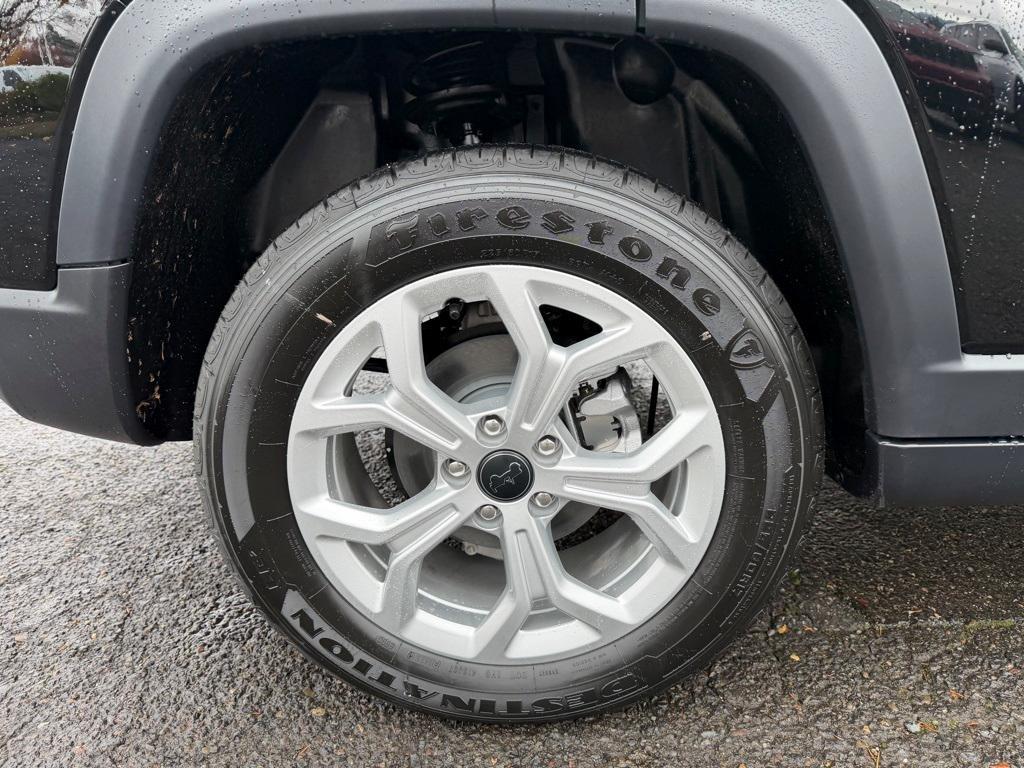 new 2026 Jeep Compass car, priced at $26,992