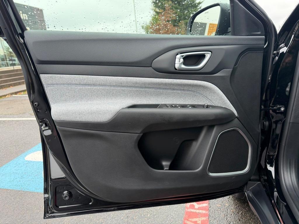 new 2026 Jeep Compass car, priced at $26,992