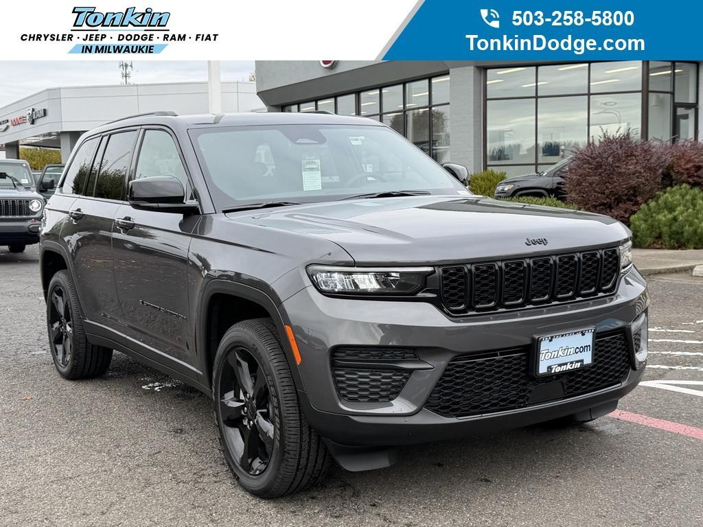 new 2025 Jeep Grand Cherokee car, priced at $41,492