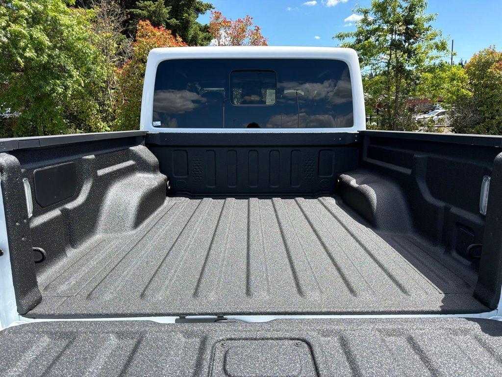 new 2026 Jeep Gladiator car, priced at $47,992