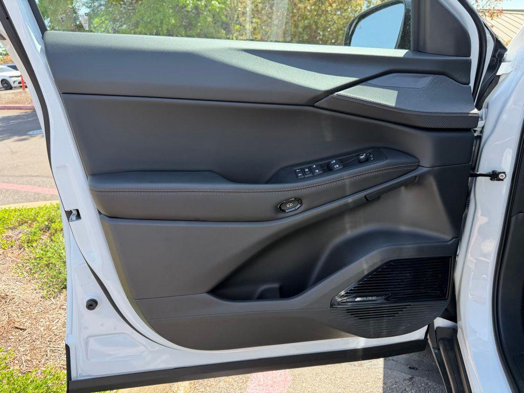 new 2026 Jeep Cherokee car, priced at $41,710