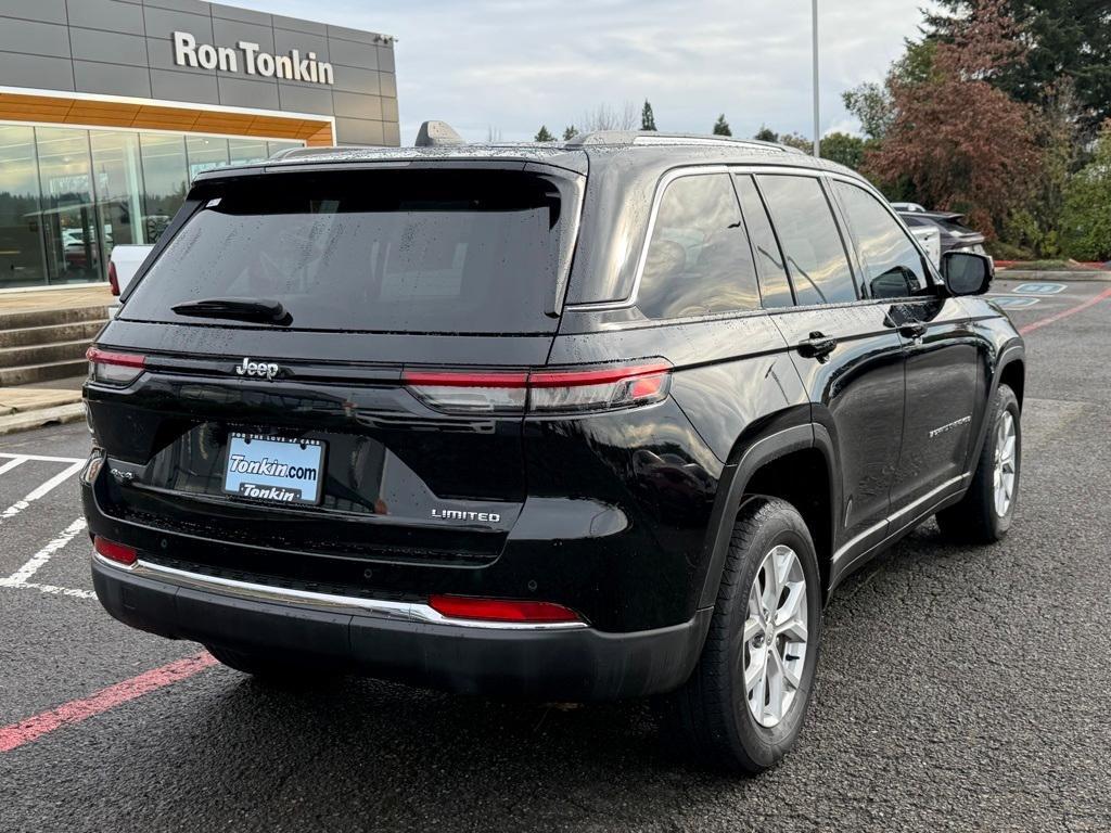 used 2023 Jeep Grand Cherokee car, priced at $27,990