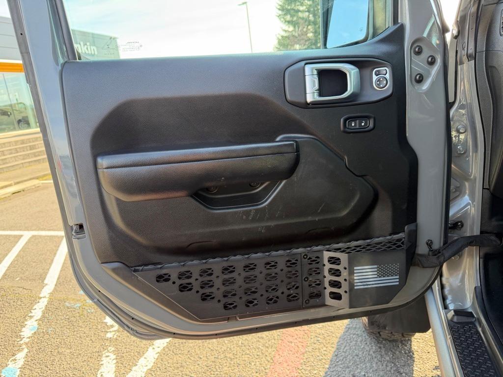 used 2021 Jeep Gladiator car