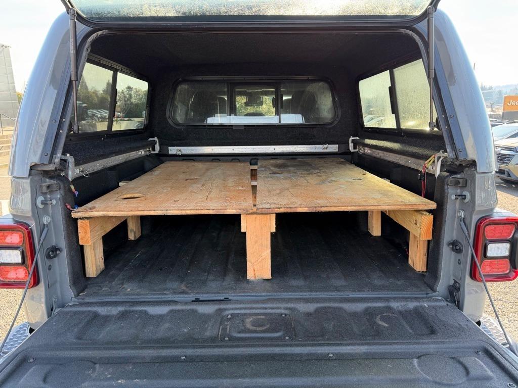 used 2021 Jeep Gladiator car