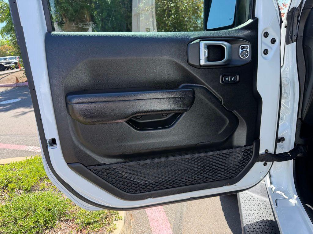 used 2020 Jeep Wrangler Unlimited car, priced at $29,990