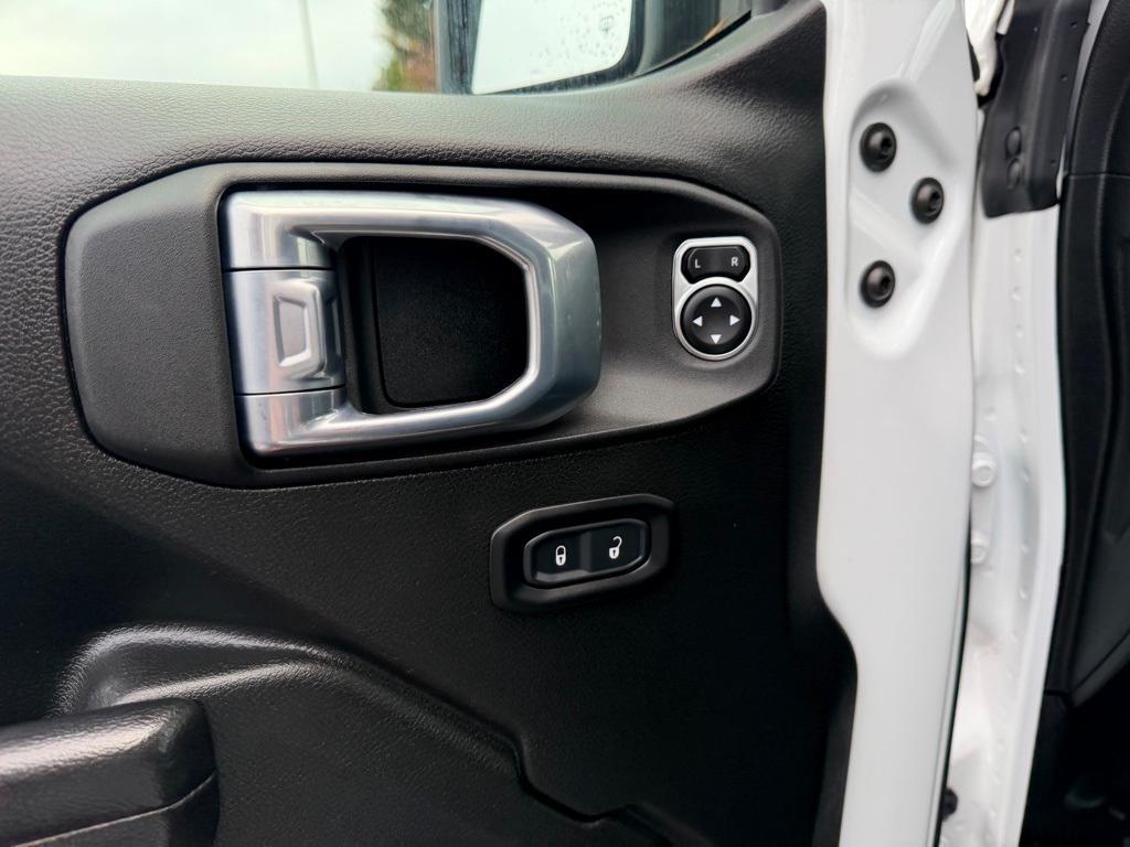 used 2021 Jeep Gladiator car, priced at $21,390