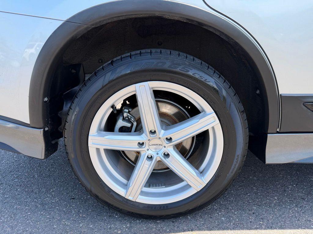 used 2020 Mitsubishi Outlander car, priced at $16,990