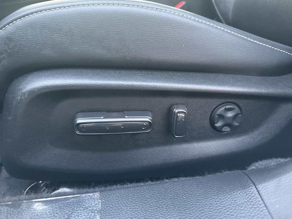 used 2022 Honda Accord Hybrid car, priced at $24,900