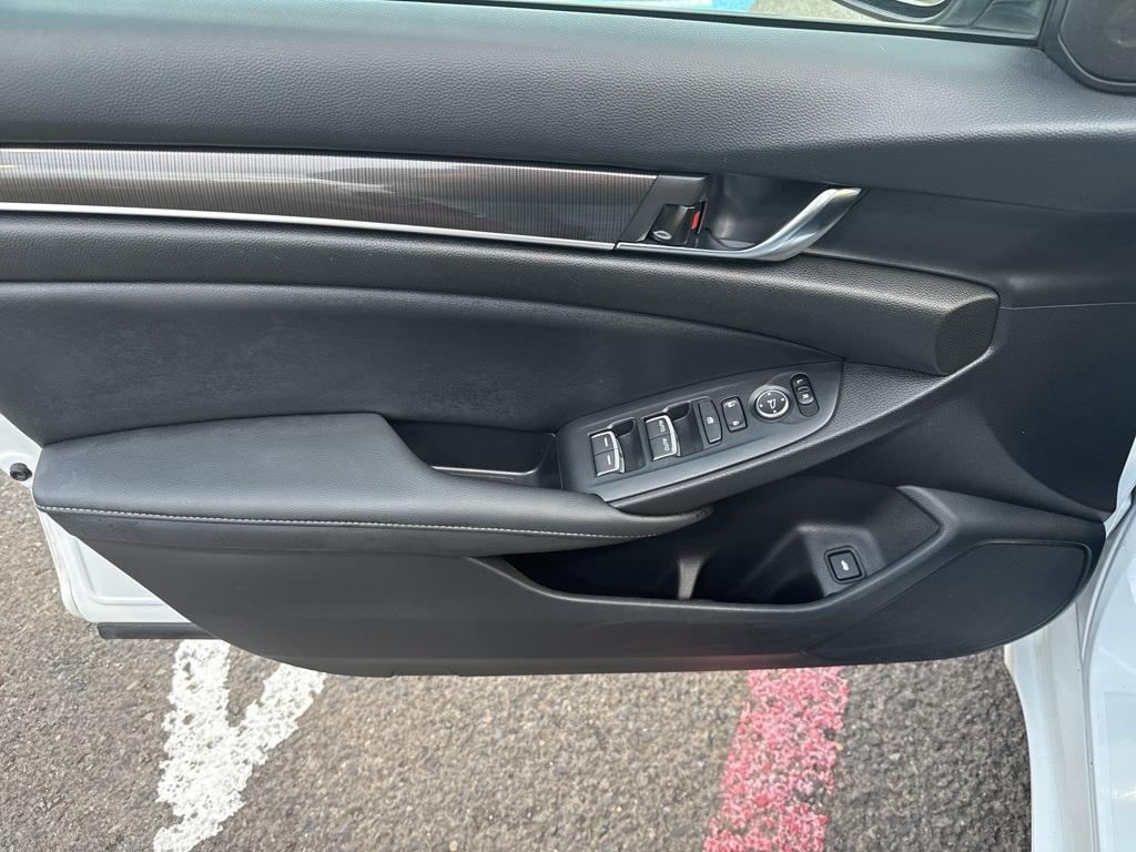 used 2022 Honda Accord Hybrid car, priced at $24,900