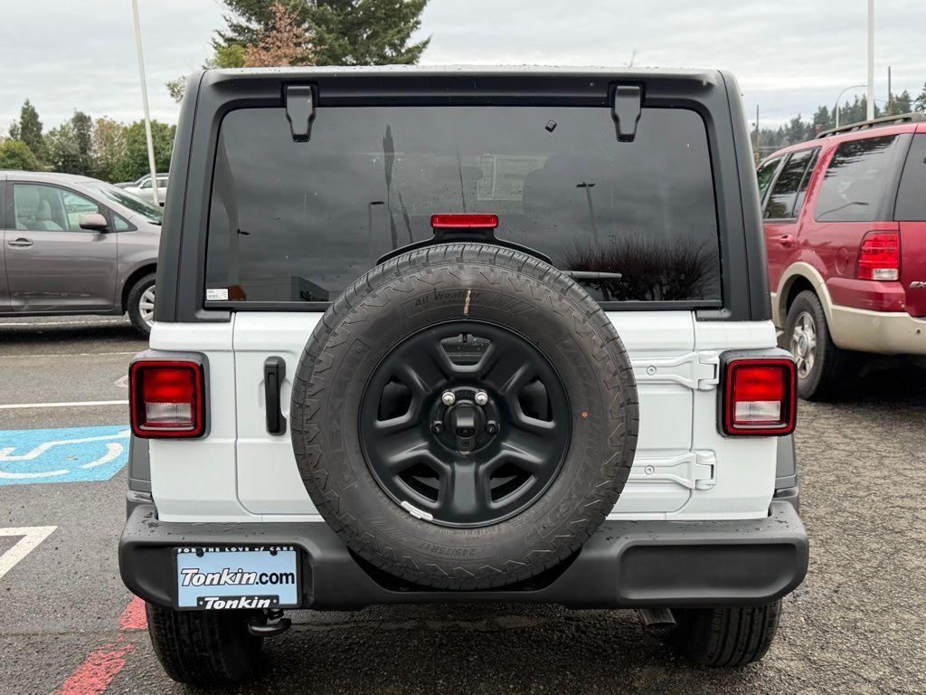 new 2026 Jeep Wrangler car, priced at $44,480