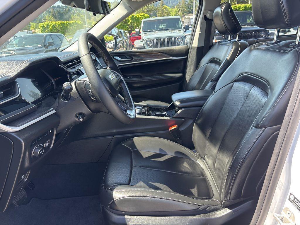 used 2023 Jeep Grand Cherokee 4xe car, priced at $26,477