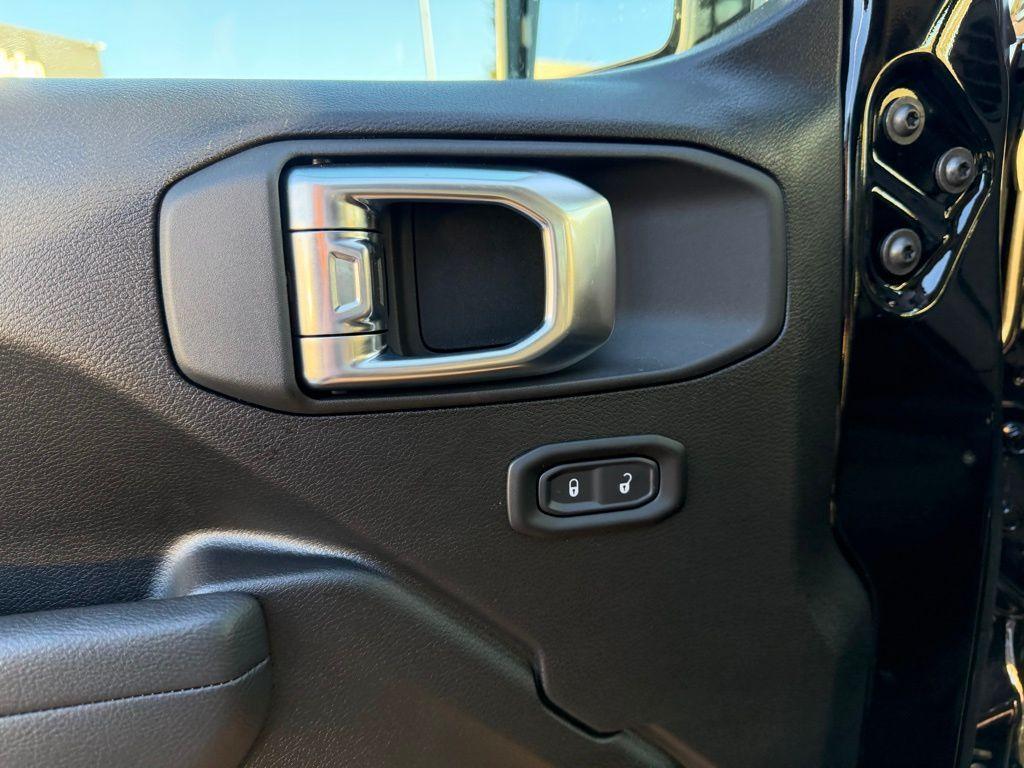 new 2026 Jeep Wrangler car, priced at $45,075