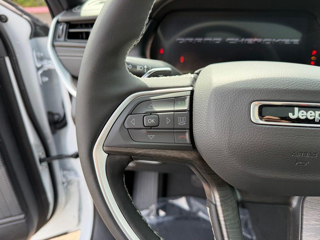 new 2026 Jeep Grand Cherokee L car, priced at $47,070