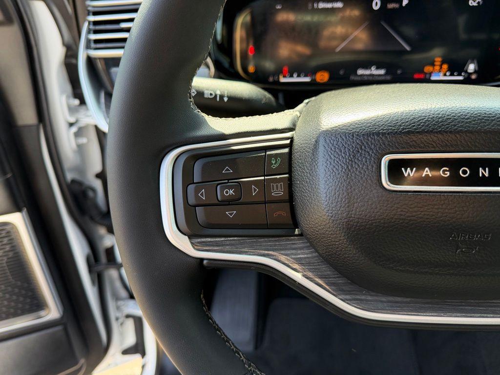 used 2022 Jeep Wagoneer car, priced at $45,992
