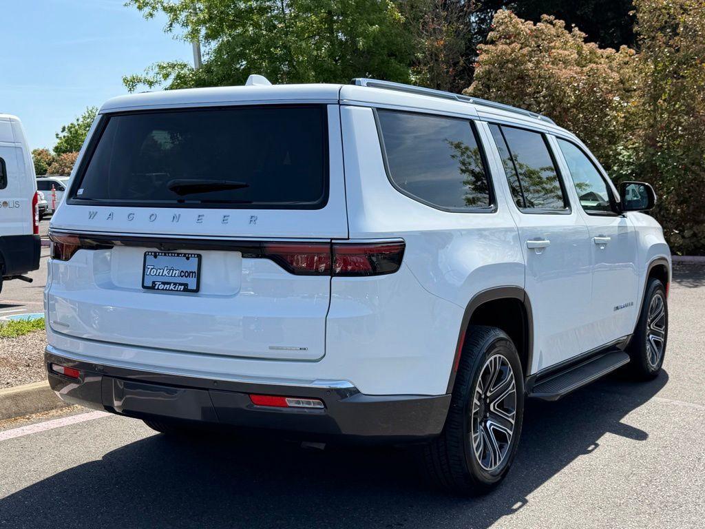used 2022 Jeep Wagoneer car, priced at $45,992