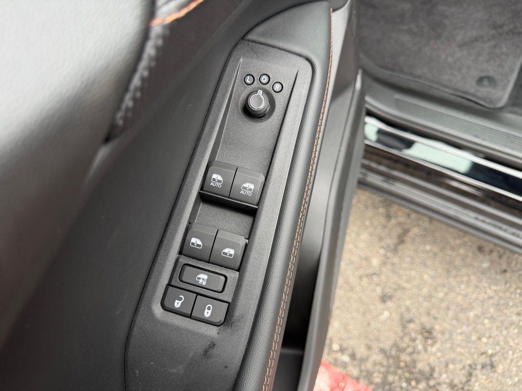 new 2026 Jeep Cherokee car, priced at $38,792