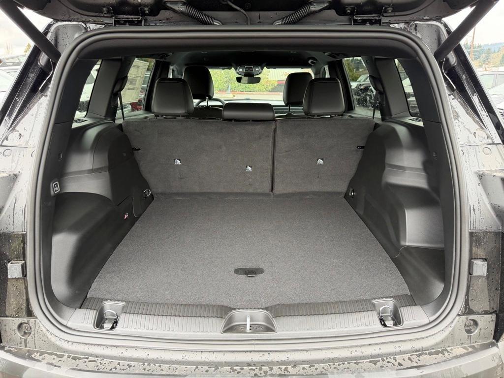 new 2026 Jeep Cherokee car, priced at $42,815