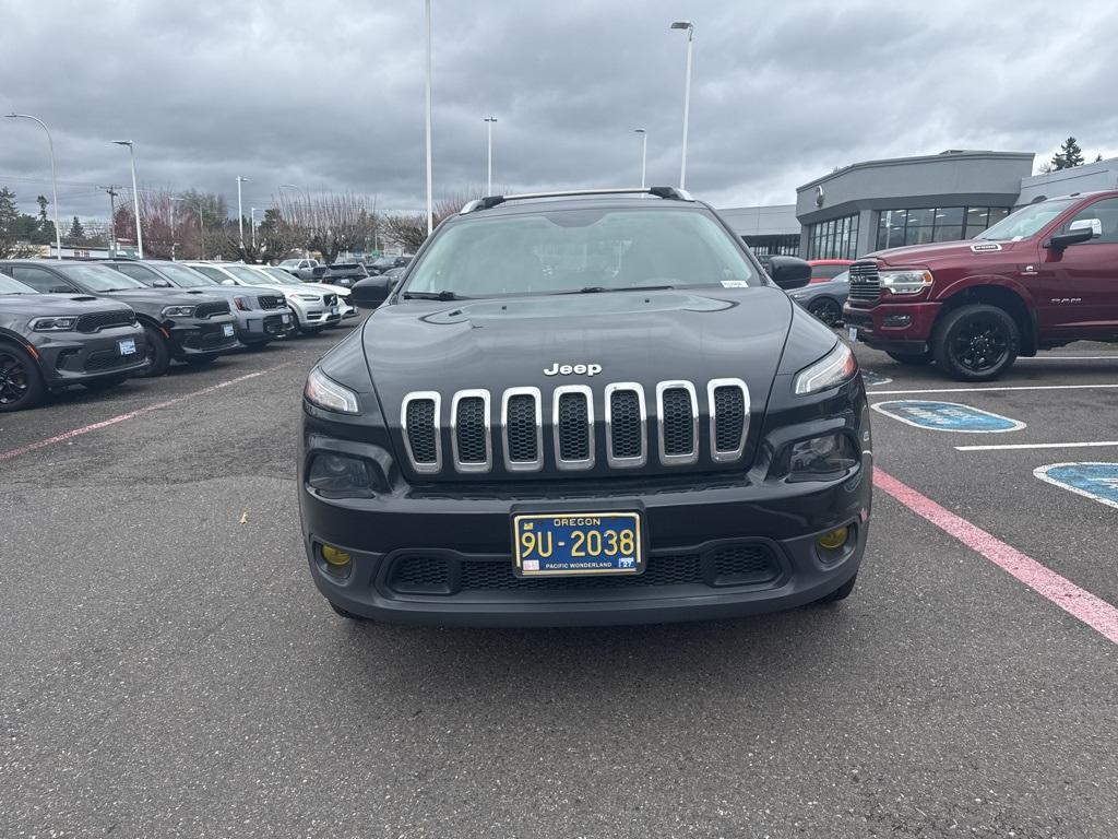 used 2017 Jeep Cherokee car