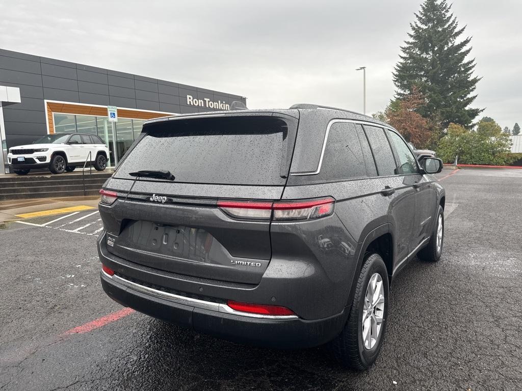 used 2022 Jeep Grand Cherokee car, priced at $27,550