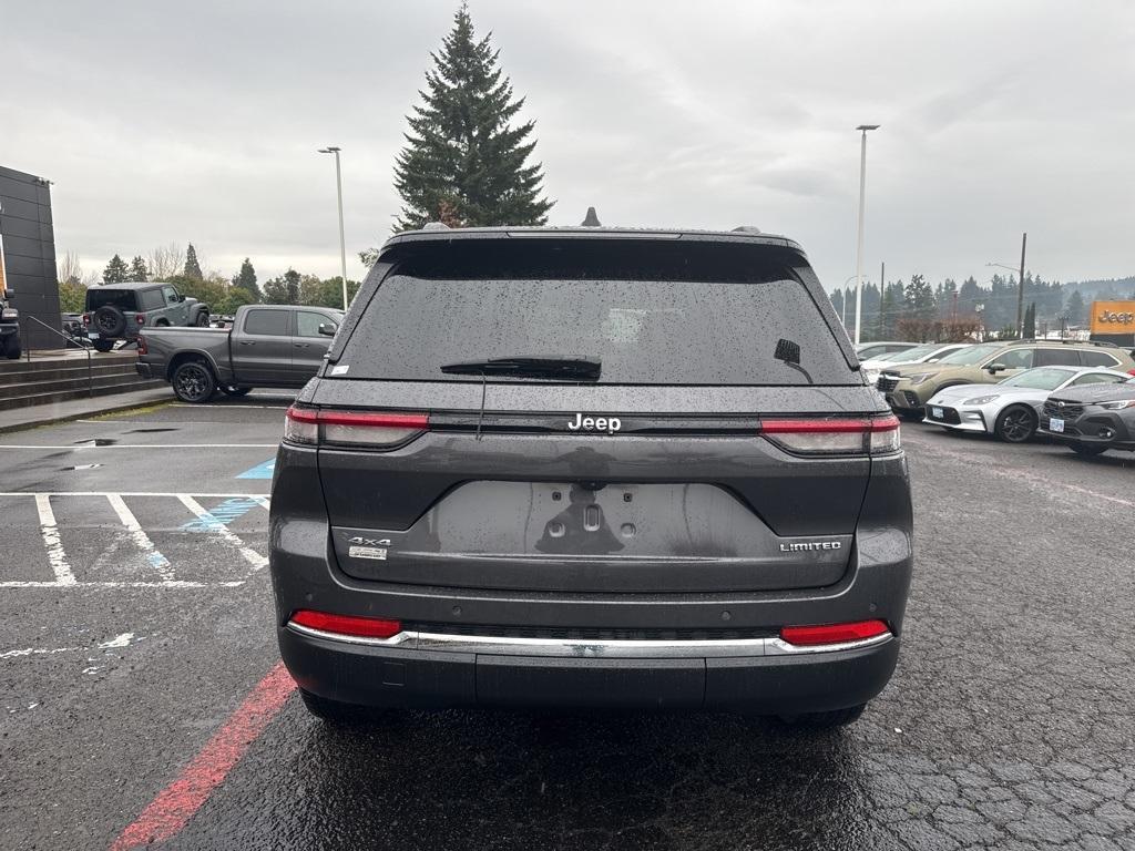 used 2022 Jeep Grand Cherokee car, priced at $27,550