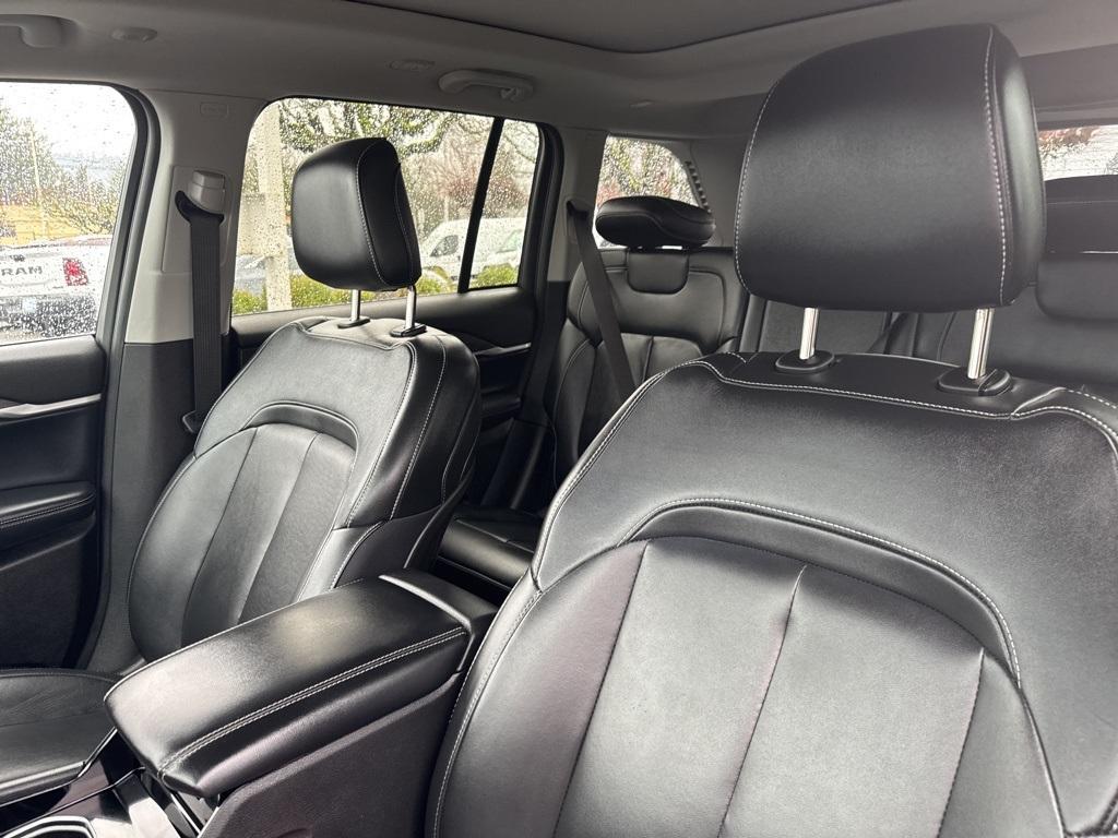 used 2022 Jeep Grand Cherokee car, priced at $27,550