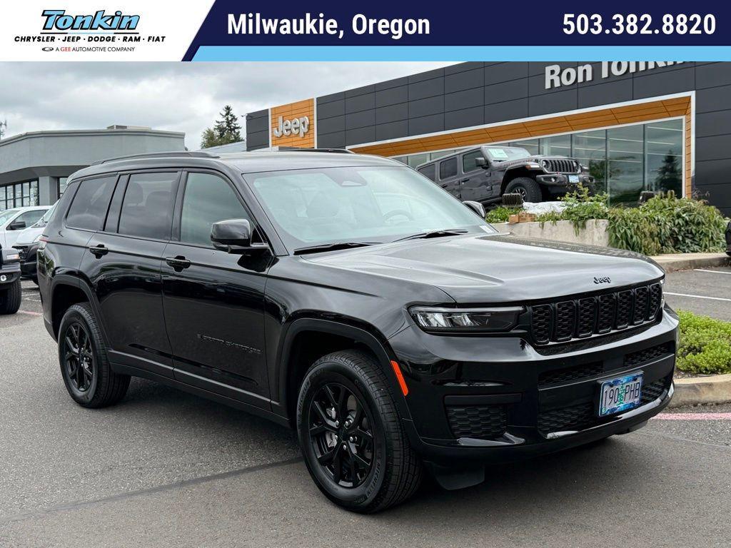 used 2025 Jeep Grand Cherokee L car, priced at $38,392