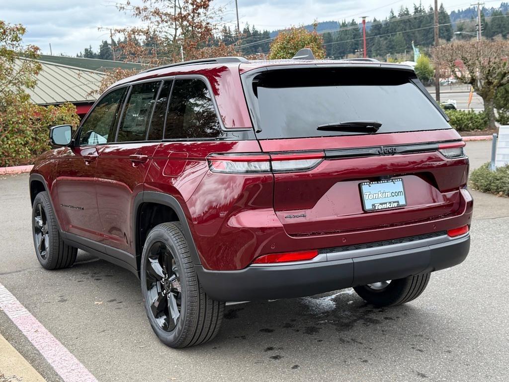 new 2026 Jeep Grand Cherokee car, priced at $47,992