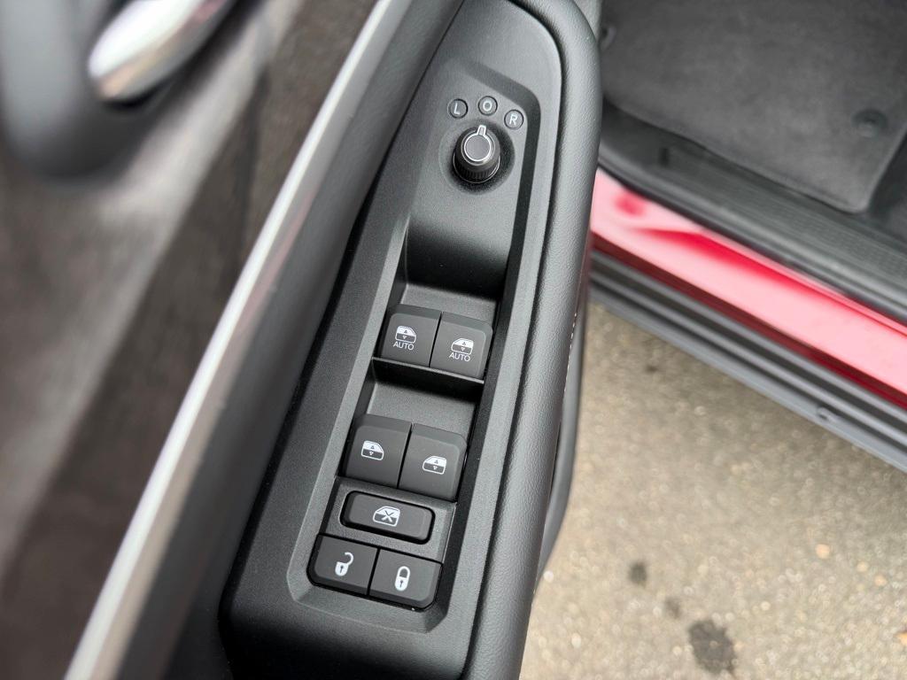 new 2026 Jeep Grand Cherokee car, priced at $47,992