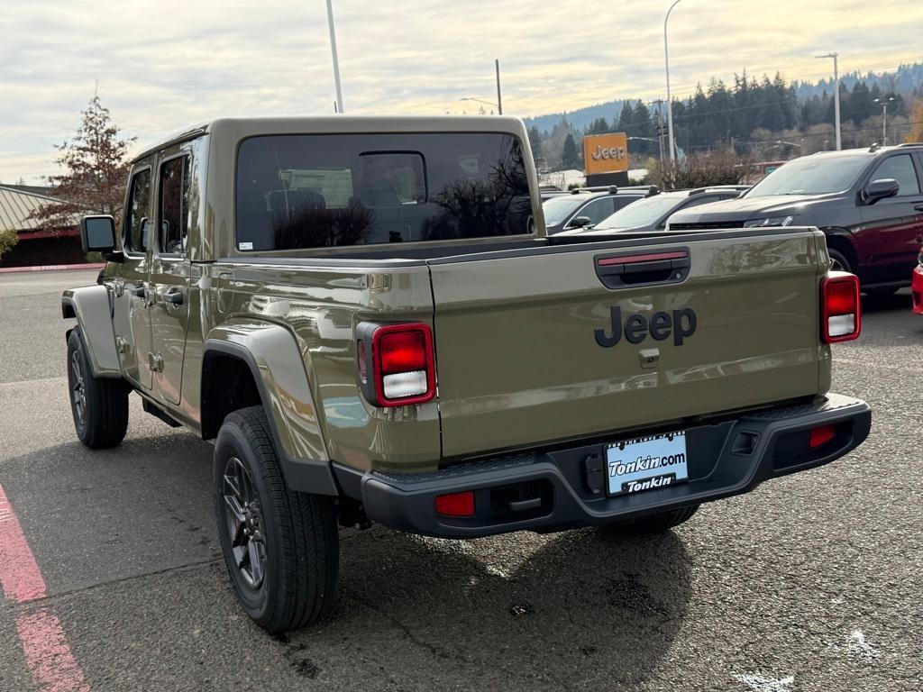 new 2026 Jeep Gladiator car, priced at $46,492