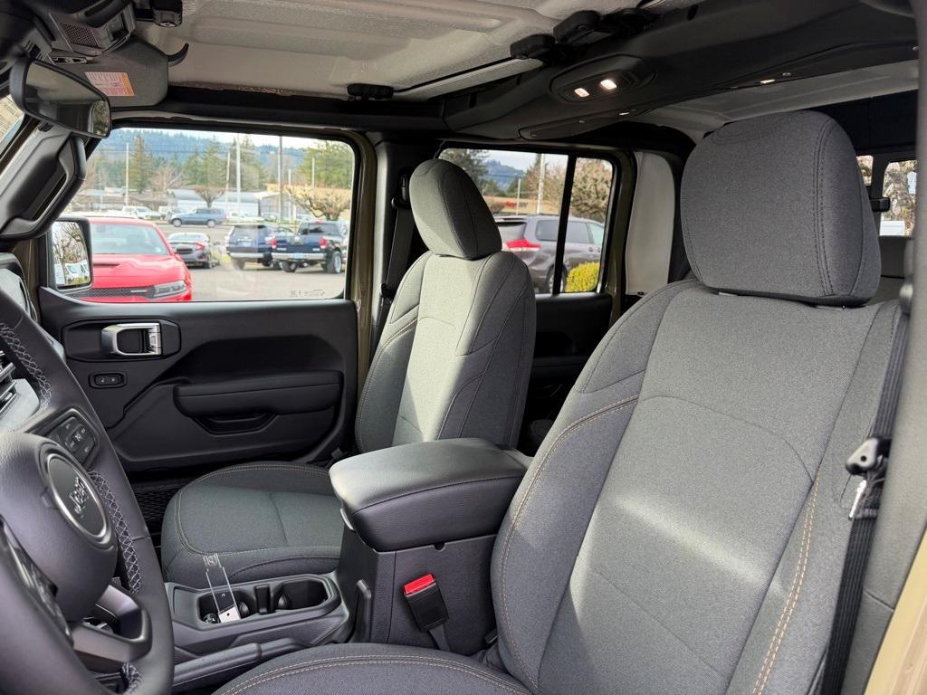 new 2026 Jeep Gladiator car, priced at $46,492