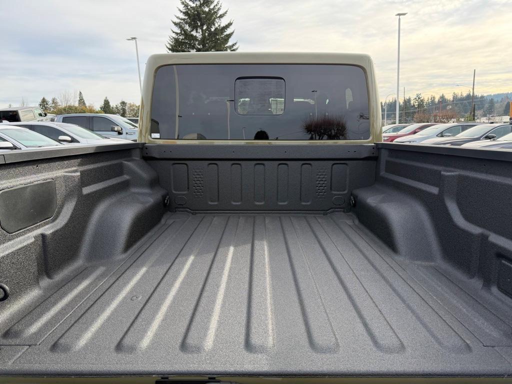 new 2026 Jeep Gladiator car, priced at $46,492