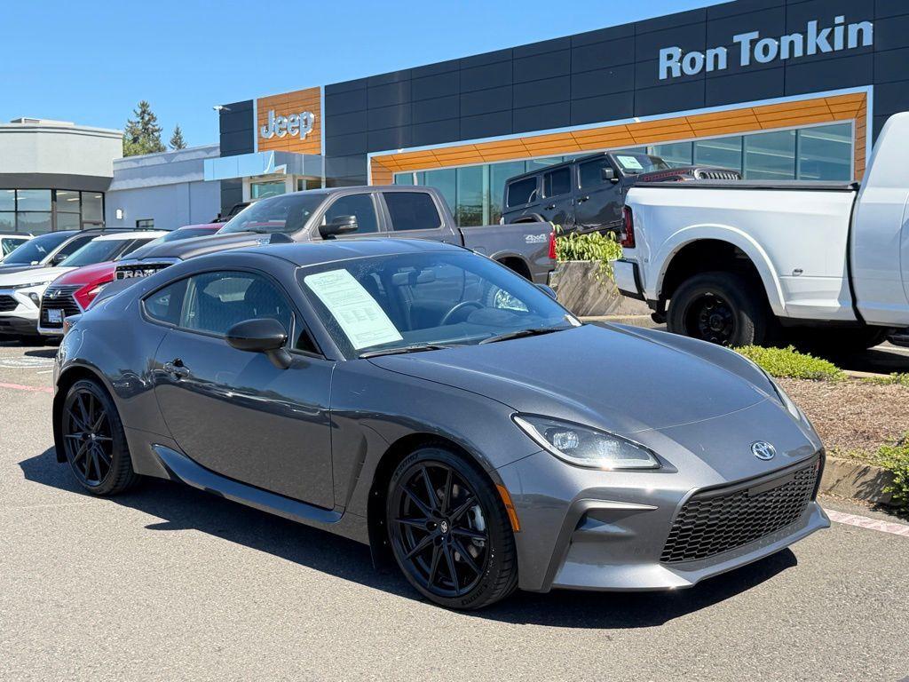 used 2024 Toyota GR86 car, priced at $31,990