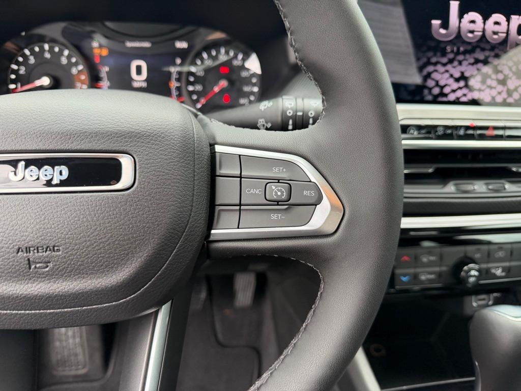 new 2026 Jeep Compass car, priced at $26,992