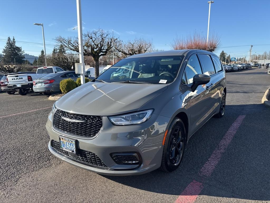 used 2023 Chrysler Pacifica Hybrid car, priced at $29,490