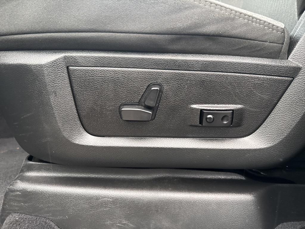 used 2024 Ram 2500 car, priced at $43,300