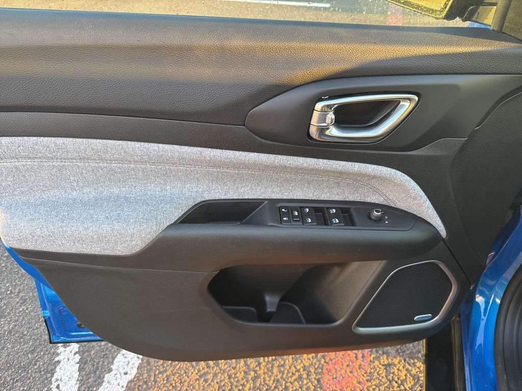 used 2023 Jeep Compass car, priced at $24,290