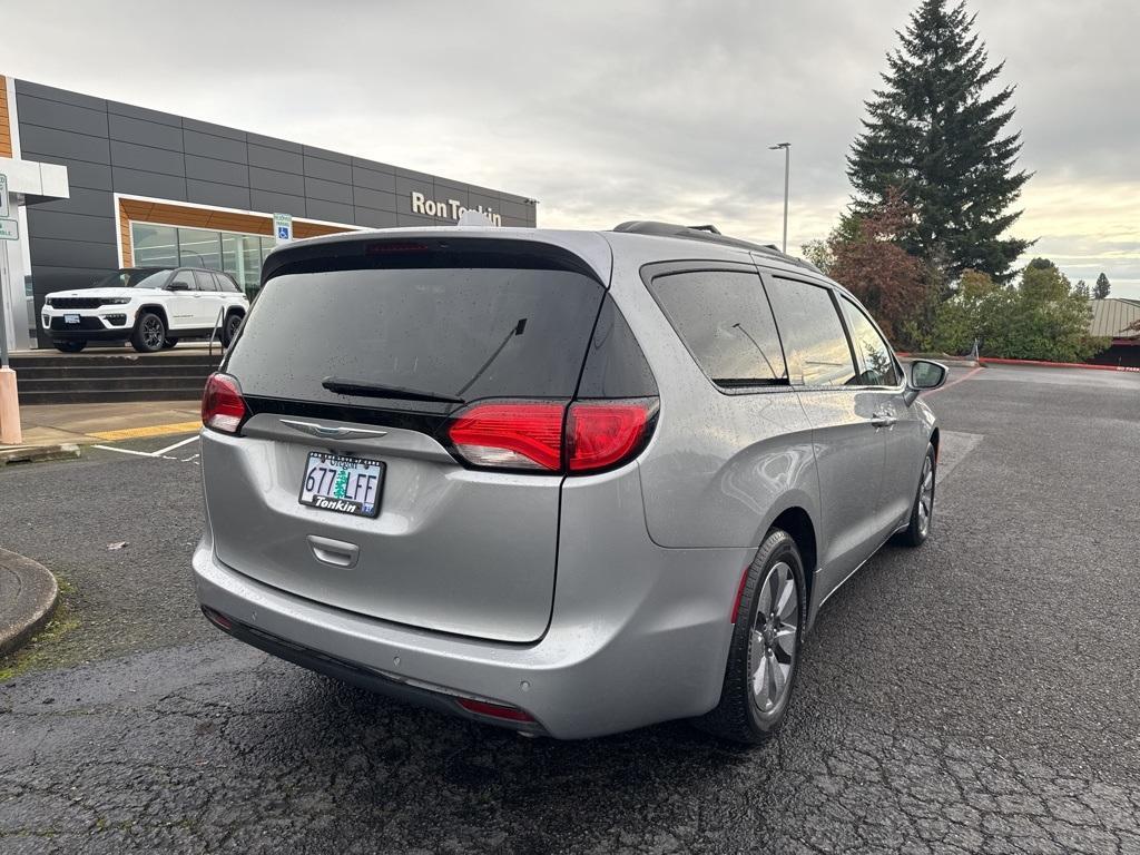 used 2018 Chrysler Pacifica Hybrid car, priced at $20,663